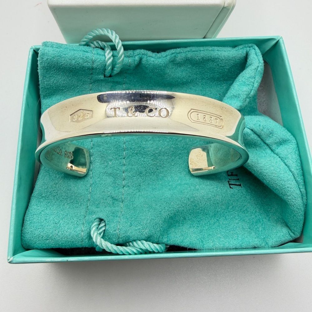 Authentic 1997 Tiffany and Co. 1837, Sterling silver cuff bracelet!‎
